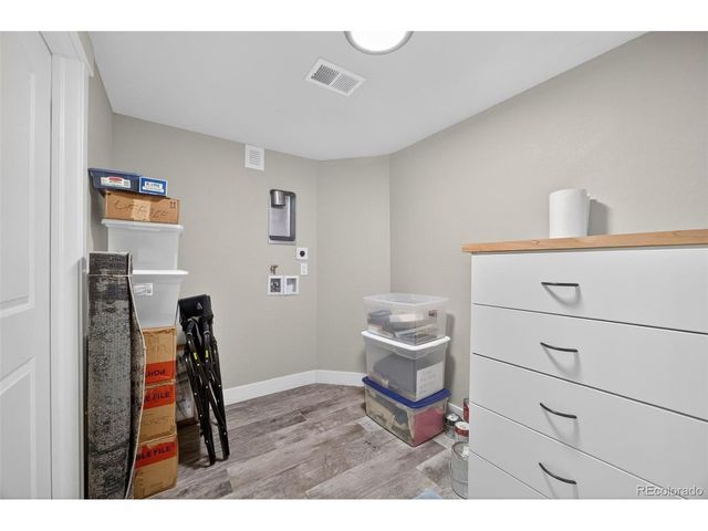 2403 Trio Falls Dr, Loveland, CO 80538