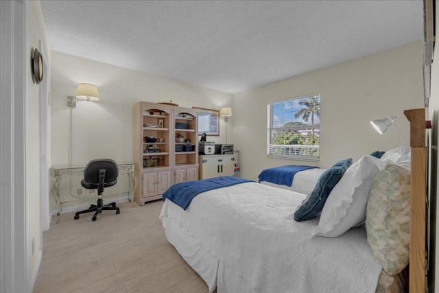 300 N Highway A1a 305i, Jupiter, FL 33477