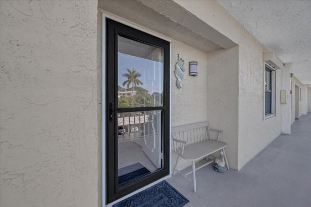 300 N Highway A1a 305i, Jupiter, FL 33477