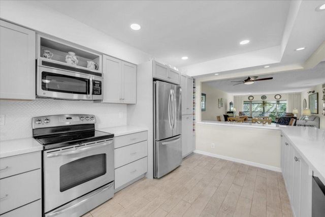 300 N Highway A1a 305i, Jupiter, FL 33477