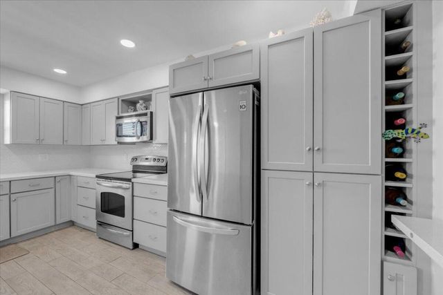 300 N Highway A1a 305i, Jupiter, FL 33477