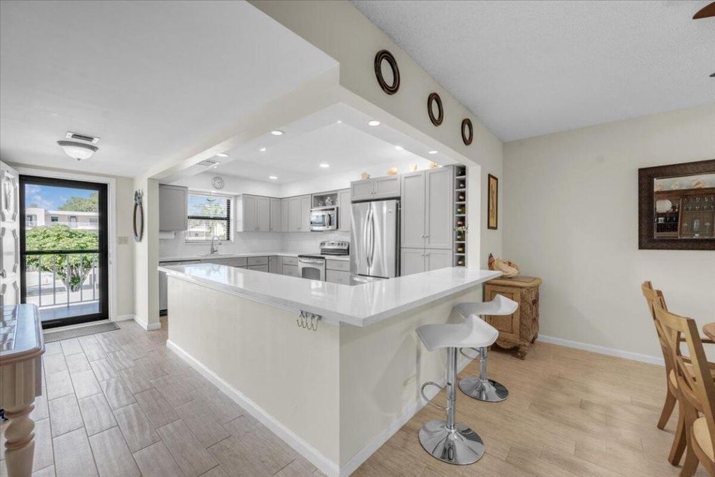 300 N Highway A1a 305i, Jupiter, FL 33477