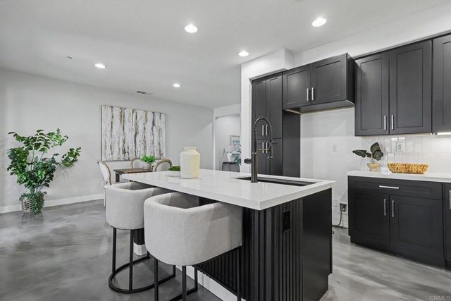294 Candera Lane, San Marcos, CA 92069