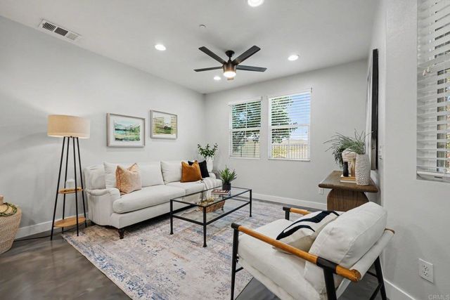 294 Candera Lane, San Marcos, CA 92069