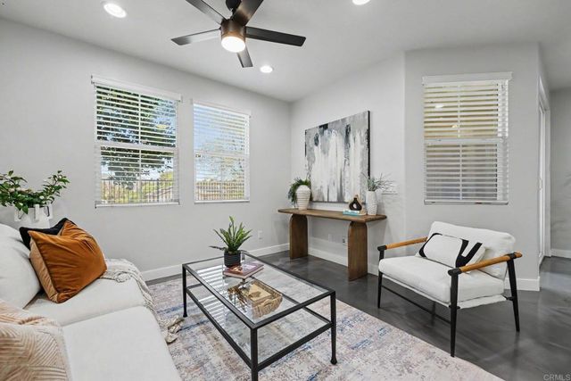 294 Candera Lane, San Marcos, CA 92069