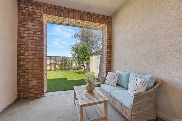 294 Candera Lane, San Marcos, CA 92069