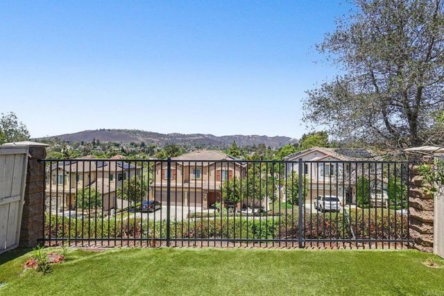 294 Candera Lane, San Marcos, CA 92069