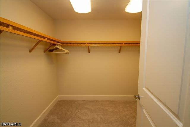 172 Indies DR E 8-102, Naples, FL 34114