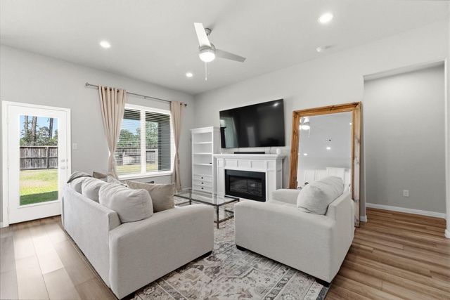 14127 Lake Lodge Drive, Conroe, TX 77384