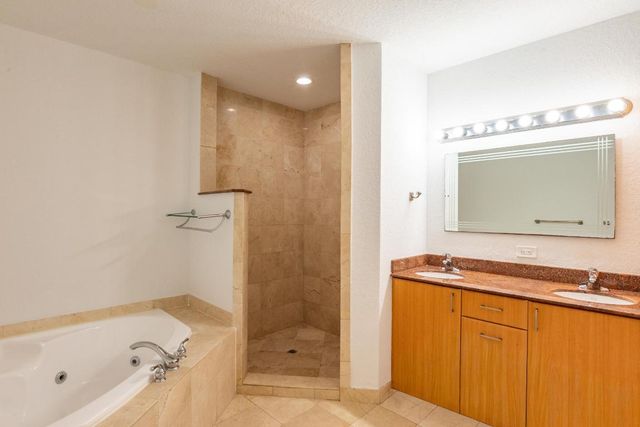 1650 Presidential Way 306, West Palm Beach, FL 33401