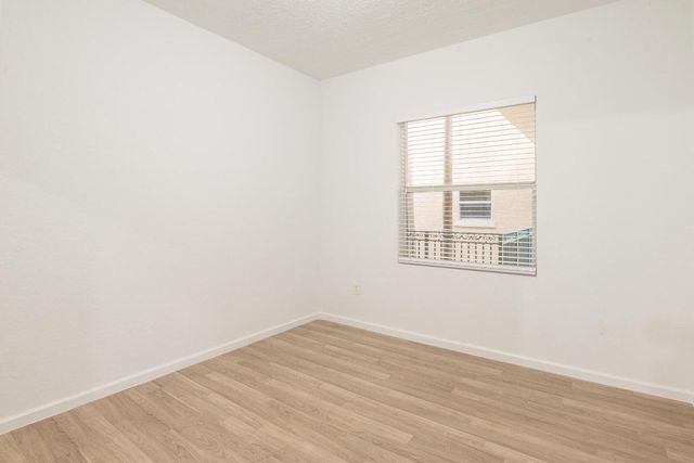 1650 Presidential Way 306, West Palm Beach, FL 33401