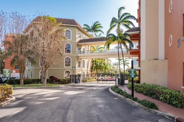 1650 Presidential Way 306, West Palm Beach, FL 33401