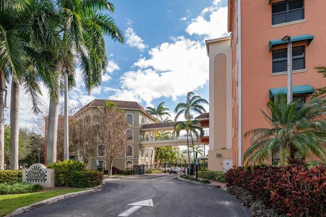 1650 Presidential Way 306, West Palm Beach, FL 33401
