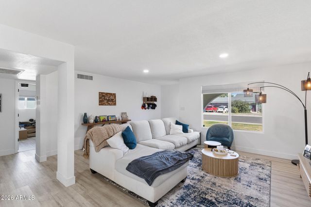 1980 E ORION Street, Tempe, AZ 85283