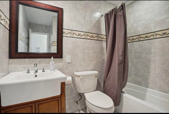 603 SE 7th Avenue, Deerfield Beach, FL 33441