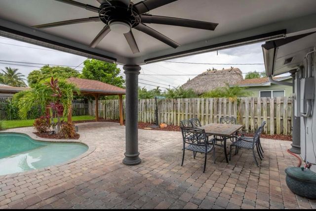 603 SE 7th Avenue, Deerfield Beach, FL 33441