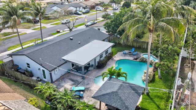 603 SE 7th Avenue, Deerfield Beach, FL 33441