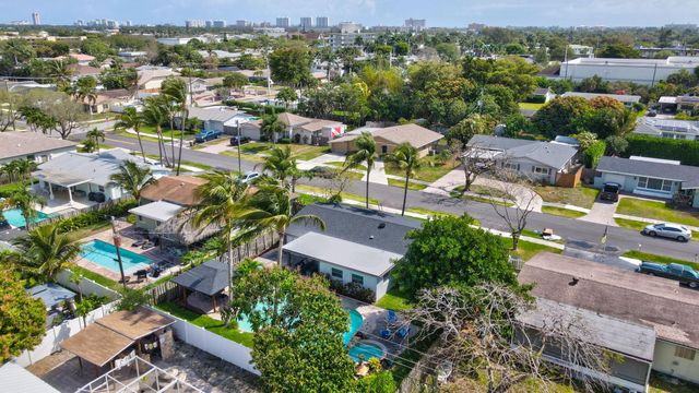 603 SE 7th Avenue, Deerfield Beach, FL 33441
