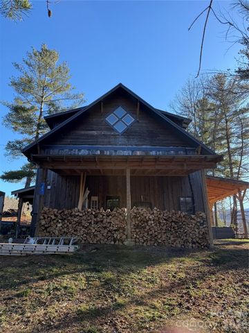 21 Taproot Trail, Barnardsville, NC 28709