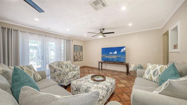 1127 S OSPREY AVENUE, Sarasota, FL 34236