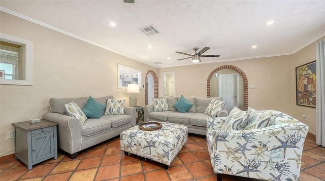 1127 S OSPREY AVENUE, Sarasota, FL 34236