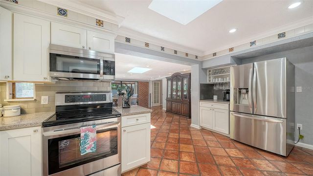 1127 S OSPREY AVENUE, Sarasota, FL 34236