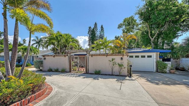 1127 S OSPREY AVENUE, Sarasota, FL 34236