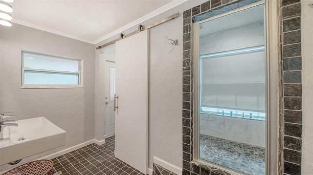 1127 S OSPREY AVENUE, Sarasota, FL 34236