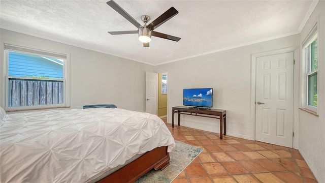 1127 S OSPREY AVENUE, Sarasota, FL 34236