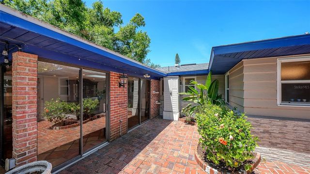1127 S OSPREY AVENUE, Sarasota, FL 34236