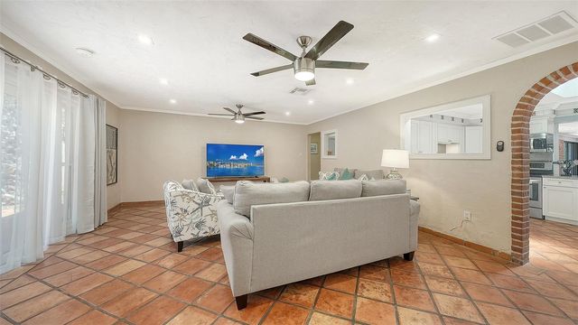 1127 S OSPREY AVENUE, Sarasota, FL 34236
