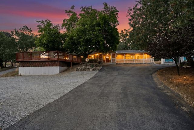 1755 Paradise View, Morgan Hill, CA 95037