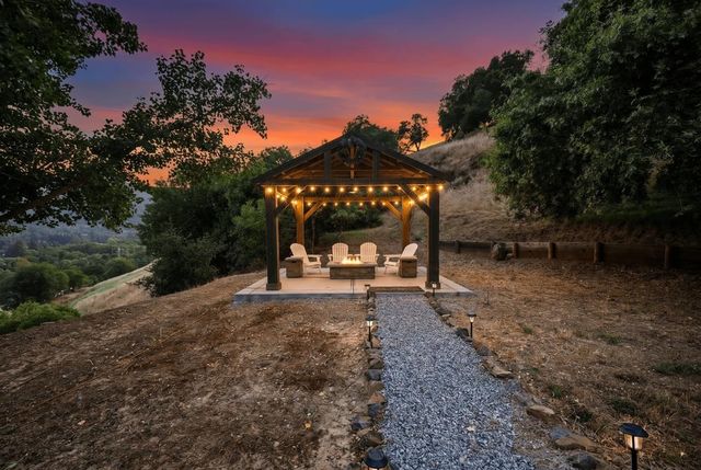 1755 Paradise View, Morgan Hill, CA 95037