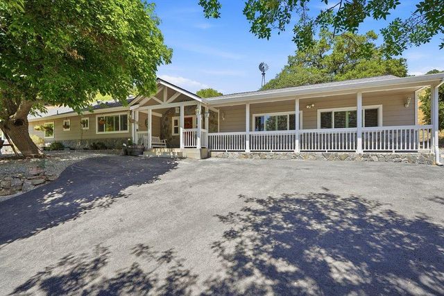 1755 Paradise View, Morgan Hill, CA 95037