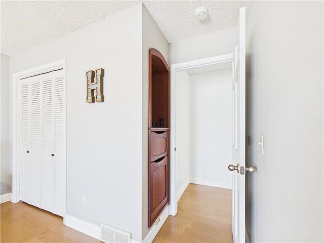 1006 W Sherman Avenue, Harrison, AR 72601