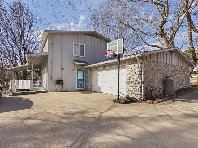 1006 W Sherman Avenue, Harrison, AR 72601