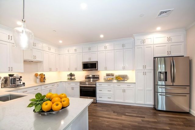 2 Proprietor's Drive 26, Marshfield, MA 02050