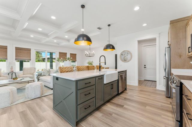 322 Sea Breeze Drive, Panama City Beach, FL 32413