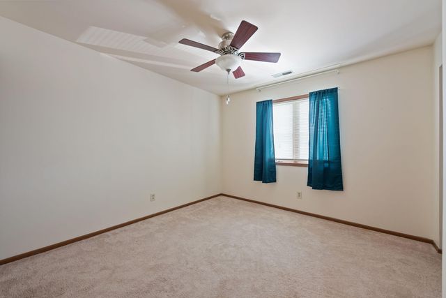 9651 Merrillville Road 204, Crown Point, IN 46307