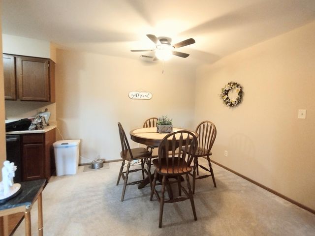 9651 Merrillville Road 204, Crown Point, IN 46307