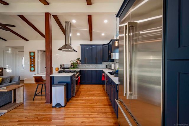 7126 Galewood, San Diego, CA 92120