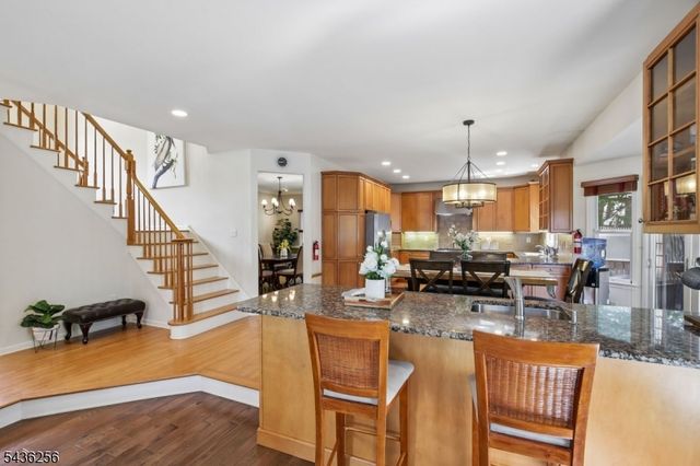 8 Harper St, West Orange Twp., NJ 07052
