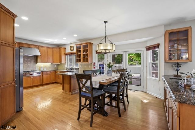 8 Harper St, West Orange Twp., NJ 07052