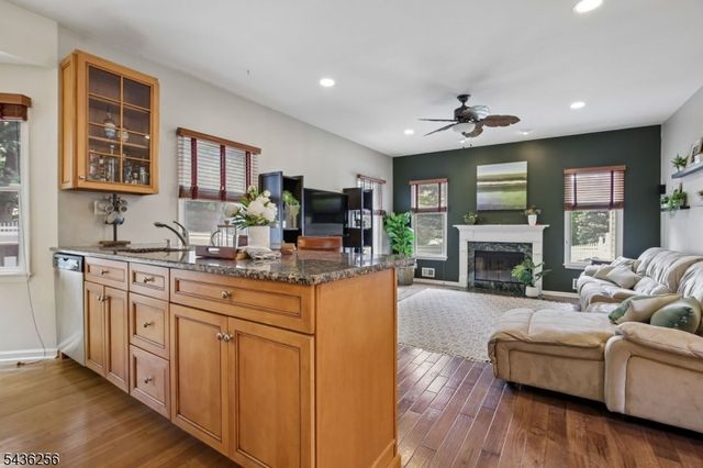 8 Harper St, West Orange Twp., NJ 07052