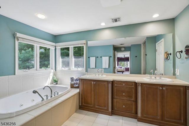 8 Harper St, West Orange Twp., NJ 07052