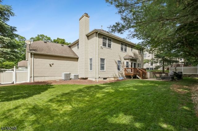8 Harper St, West Orange Twp., NJ 07052