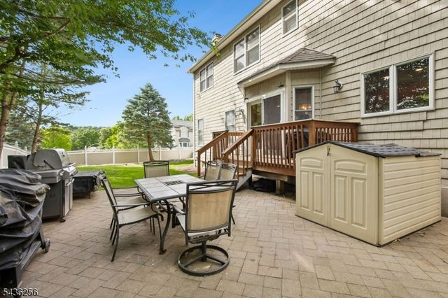 8 Harper St, West Orange Twp., NJ 07052