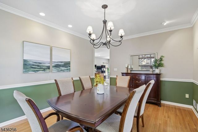 8 Harper St, West Orange Twp., NJ 07052