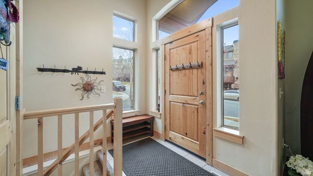 5672 N OSLO LN, Park City, UT 84098