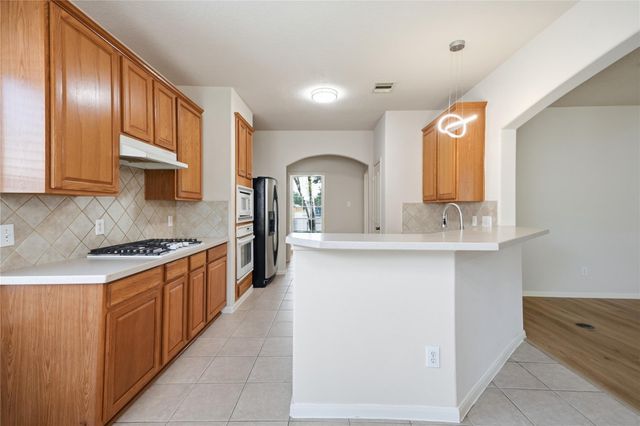 6165 Darlington Ct Court, League City, TX 77573